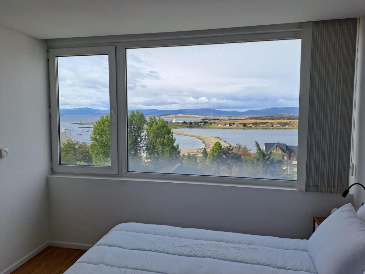 Bahia Grande Departamentos Apartment Ushuaia Exterior foto